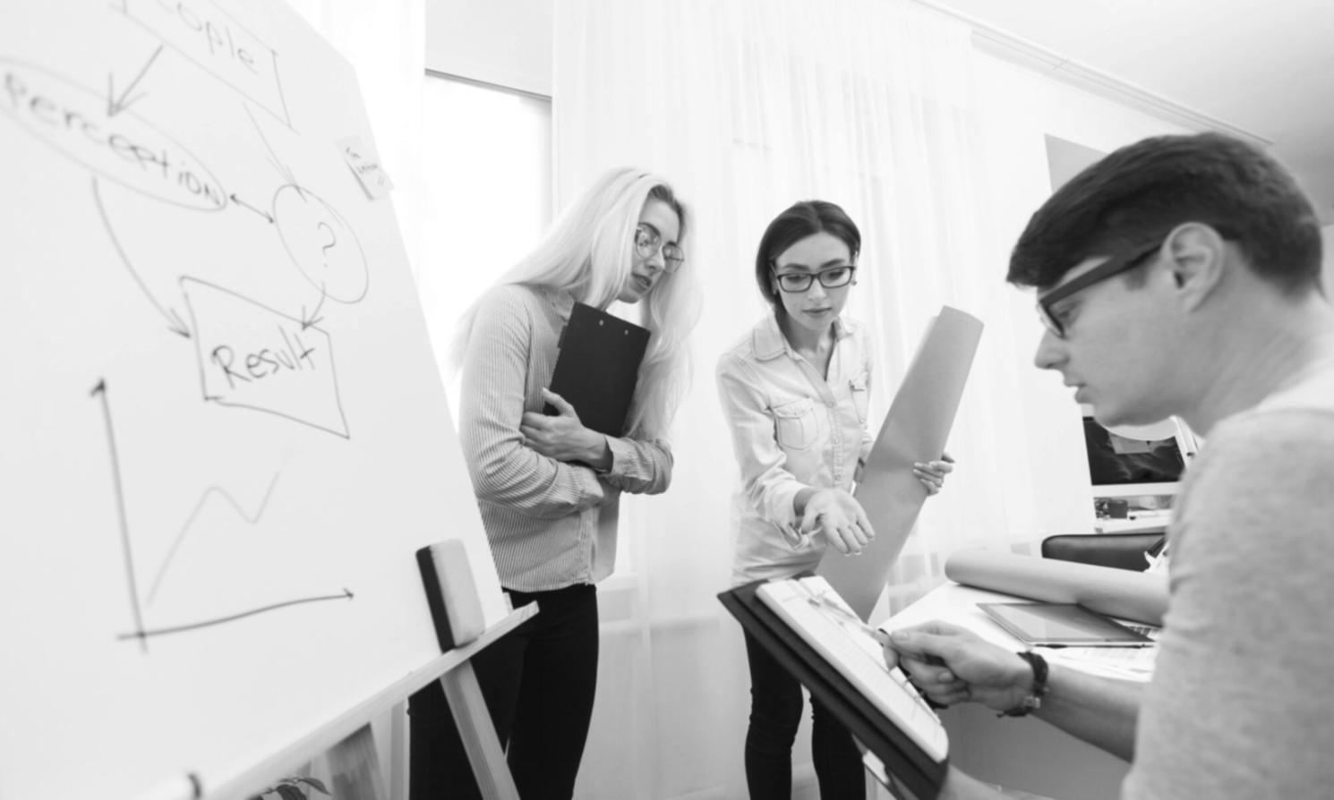 Ratios financieros y métricas clave de liquidez y rentabilidad